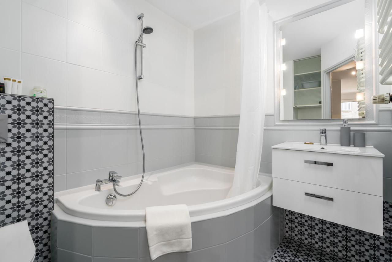 Apartment Wroclaw Jednosci Narodowej By Noclegi Renters Exteriör bild